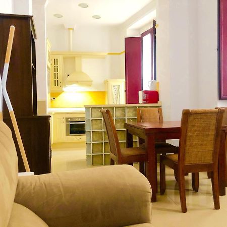 Arenal Suite - 1 Dormtitorio Севілья Екстер'єр фото